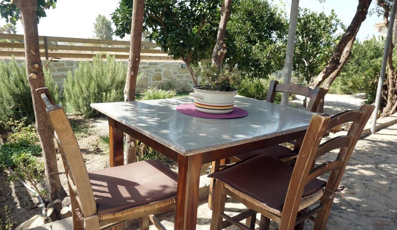 Studio Panagiota - Oasis Holiday Houses คอคคิโนส เปียร์โกส ภายนอก รูปภาพ