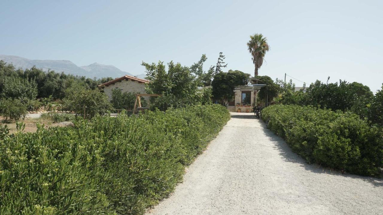 Studio Panagiota - Oasis Holiday Houses คอคคิโนส เปียร์โกส ภายนอก รูปภาพ